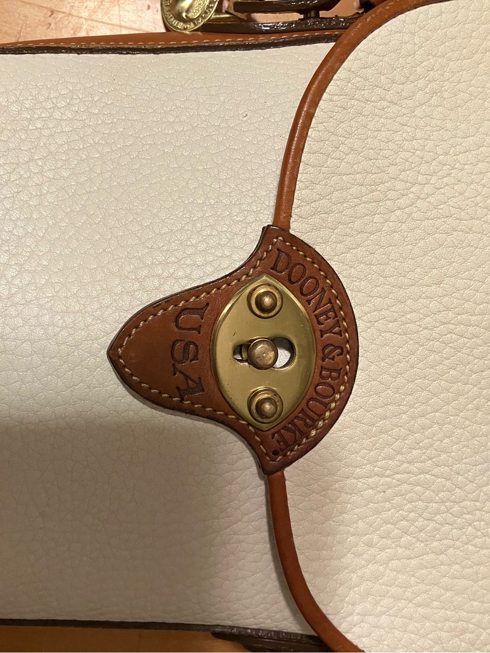 RARE Dooney and Bourke R79 Mini Spectator Crossbody from the Cavalry Collection - Picture 11 of 16